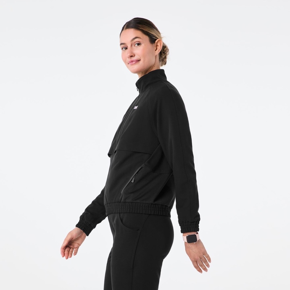 SOLD Like New FIGS Women's Sydney Scrub Jacket Black Five Pockets - Retail $100 - Picture 3 of 14